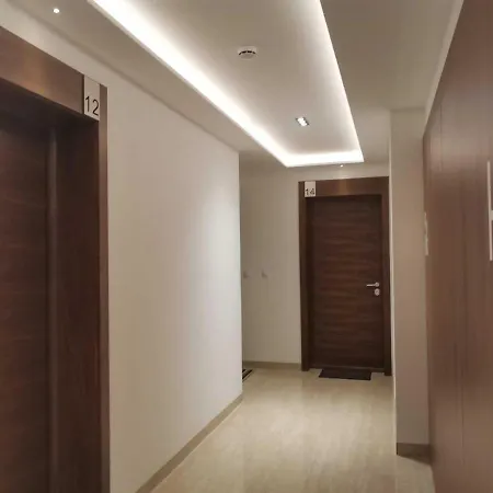 Apartment Square